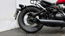 Triumph Bonneville Bobber Black